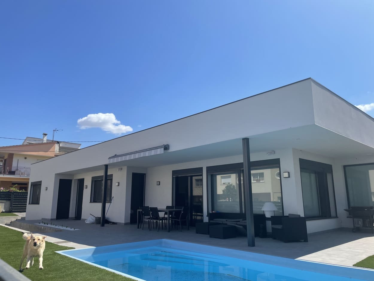 casa modulara pe structura metalica,premium